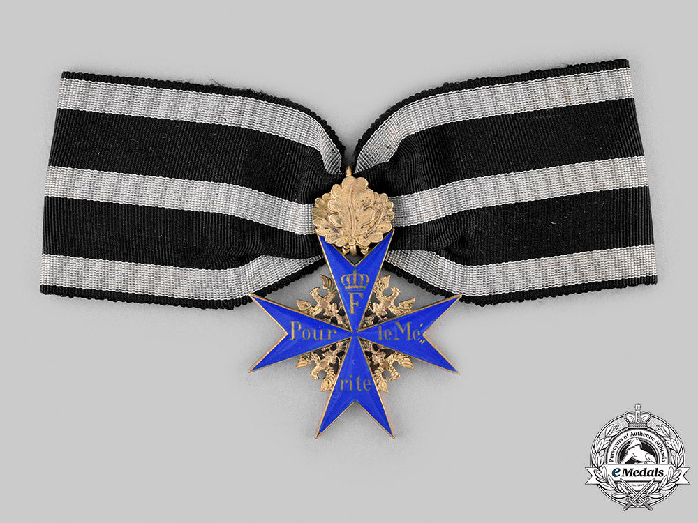 prussia,_kingdom._a_pour-_le-_mérite_with_oak_leaves,_by_wagner,_c.1930_m20_785_mnc2323_1