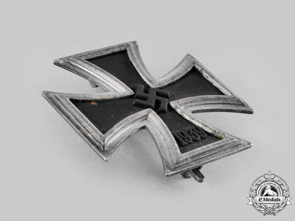 germany,_wehrmacht._a1939_iron_cross_i_class,_with_case,_by_c.f._zimmermann_m20_818_emd9718_1