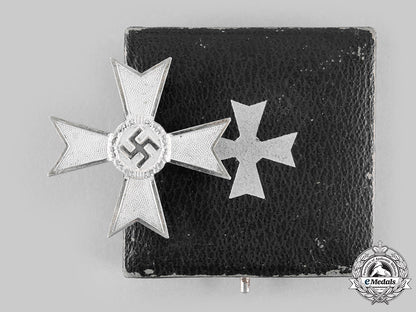 germany,_wehrmacht._a_war_merit_cross,_i_class_with_case,_by_karl_gschiermeister_m20_826_emd9738