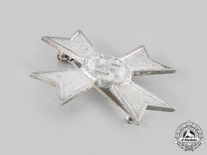 germany,_wehrmacht._a_war_merit_cross,_i_class_with_case,_by_karl_gschiermeister_m20_829_emd9755