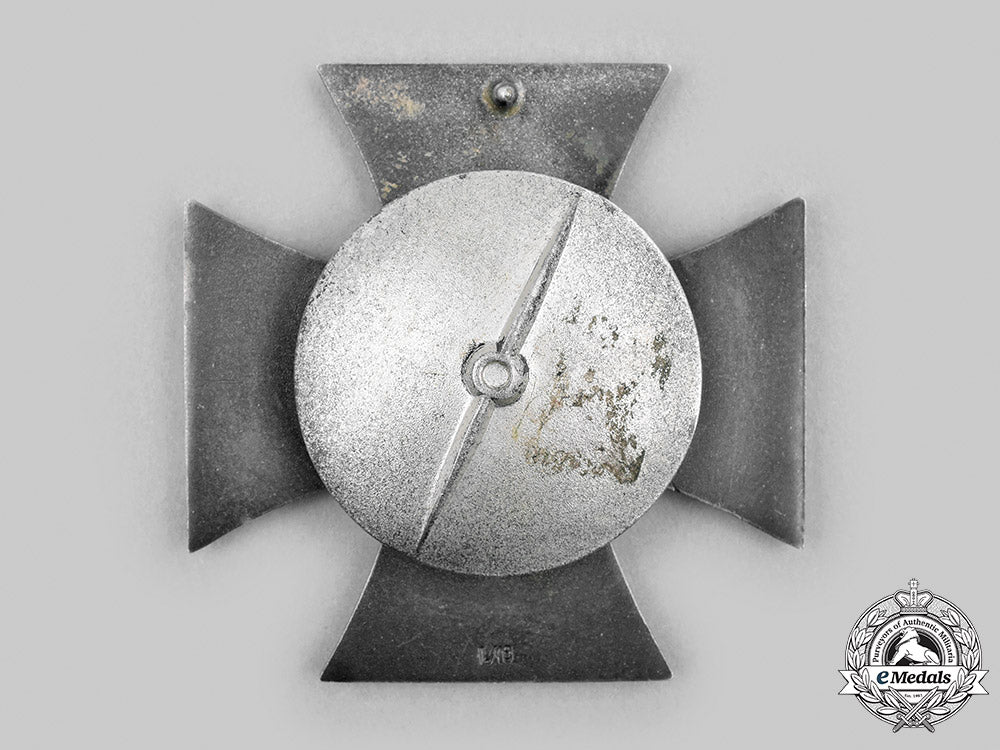 germany,_wehrmacht._a1939_iron_cross_i_class,_with_case_by_b.h._mayer_m20_843_mnc2938_1_1