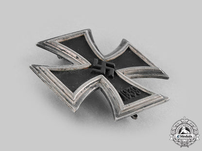germany,_wehrmacht._a1939_iron_cross_i_class,_with_case,_by_c.f._zimmermann_m20_869_emd9889_1