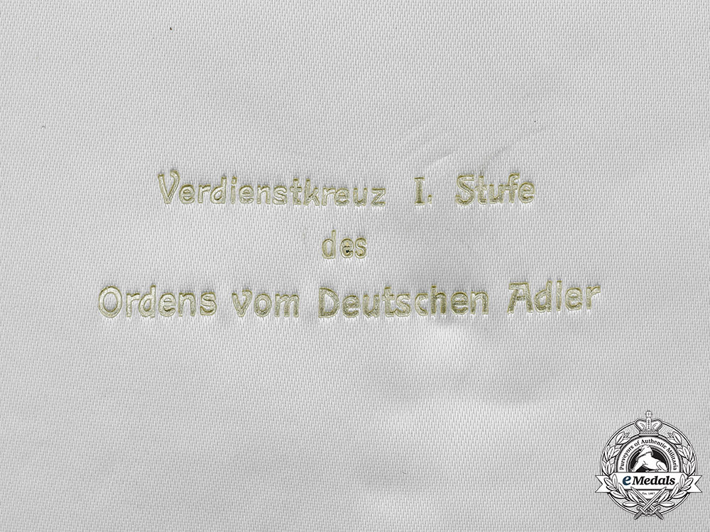 germany,_third_reich._an_order_of_the_german_eagle,_i_class_cross_with_case,_by_gebrüder_godet&_co._m20_907_mnc2994_1_1_1
