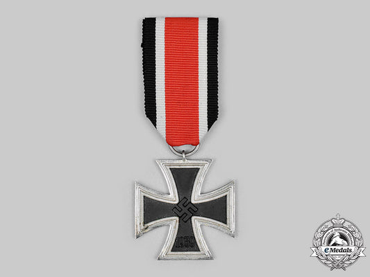germany,_wehrmacht._a1939_iron_cross_ii_class,_by_wilhelm_deumer_m20_923_mnc3127