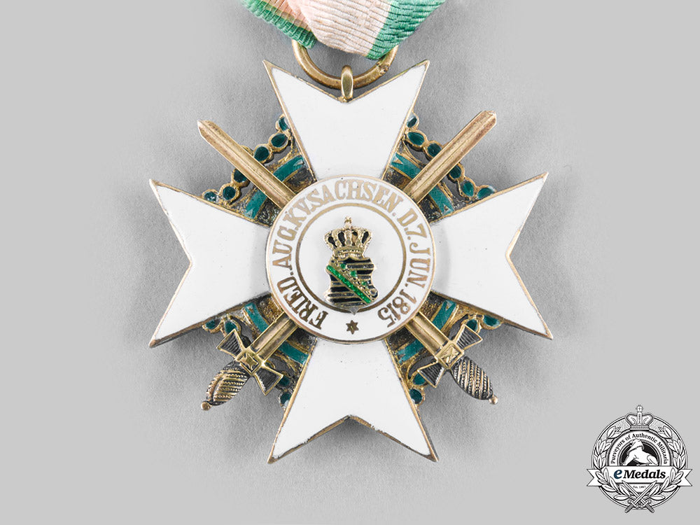 saxony,_kingdom._a_merit_order,_i_class_knight’s_cross_with_swords,_c.1916_m20_926_emd0215