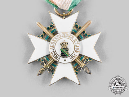 saxony,_kingdom._a_merit_order,_i_class_knight’s_cross_with_swords,_c.1916_m20_926_emd0215