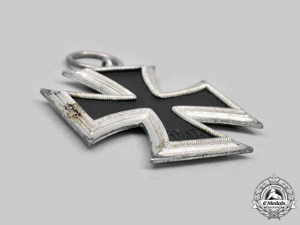 germany,_wehrmacht._a1939_iron_cross_ii_class,_by_wilhelm_deumer_m20_927_mnc3144