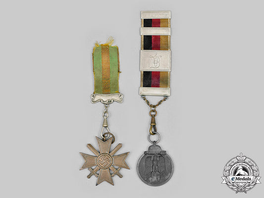 germany,_wehrmacht._a_pair_of_of_wehrmacht_service_medals_m20_950_mnc3202_1