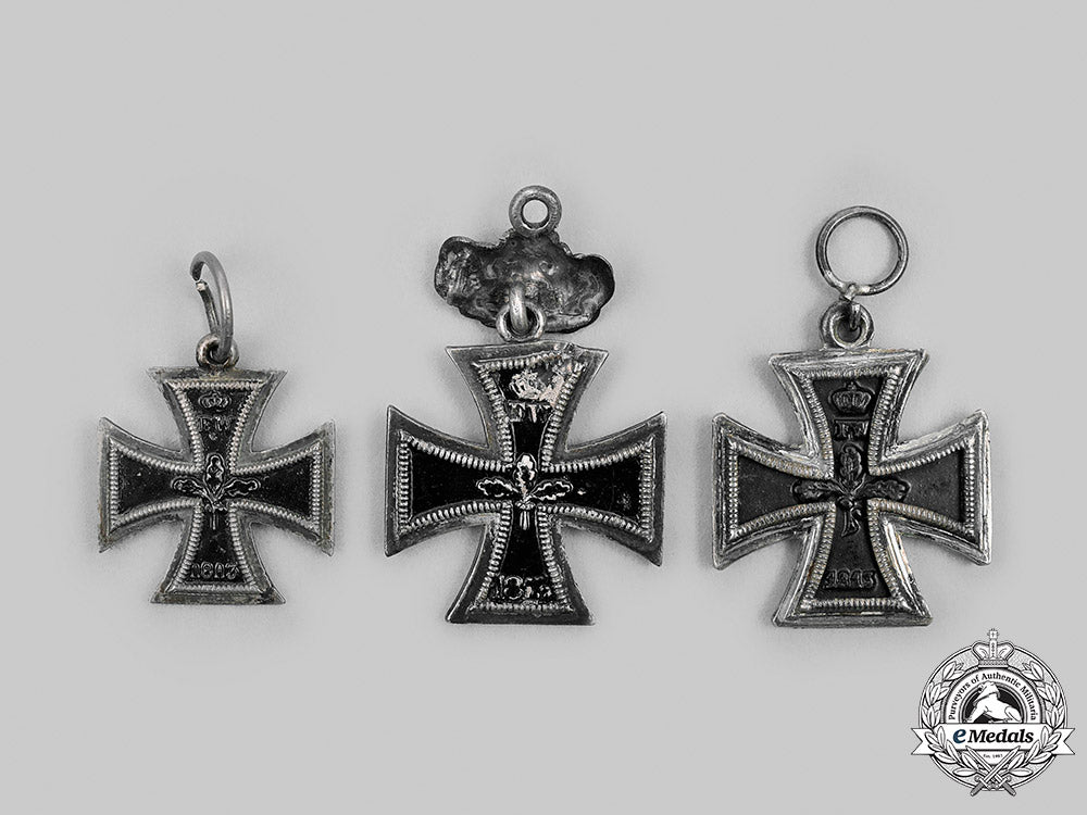 germany,_imperial._a_lot_of_three_miniature_iron_crosses,1813,1870,1914_m20_971_mnc1176
