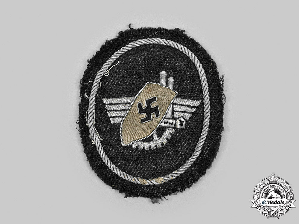 germany,_third_reich._a_werkschutz_factory_guard_arm_insignia_m20_992_mnc3317_1_1_1_1