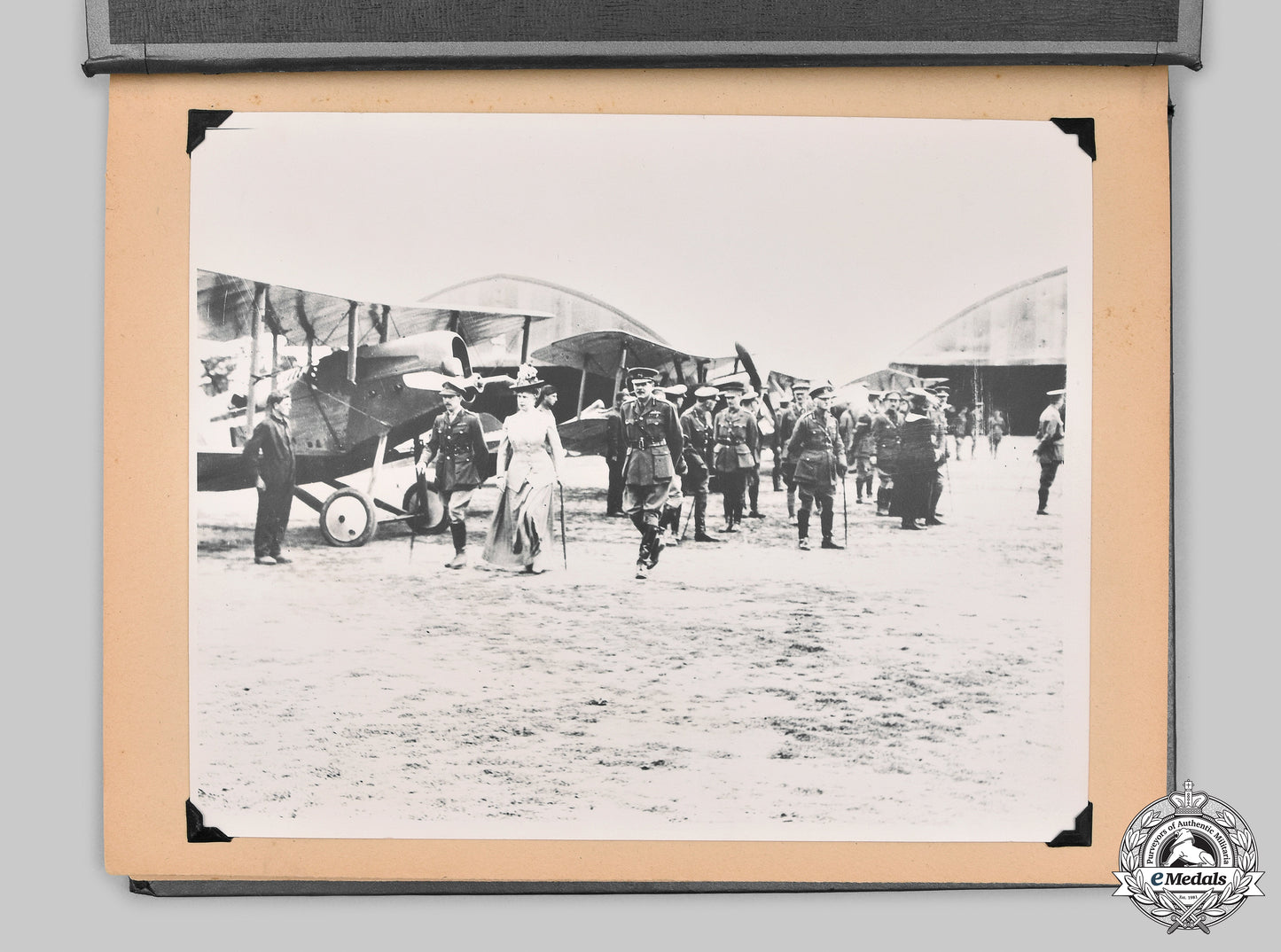 canada,_cef._a_first_war_royal_flying_corps/_royal_naval_air_service_photo_album_m21_0120_mnc7025