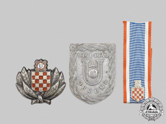 croatia,_independent_state._a_lot_of_three_badges_m21_017