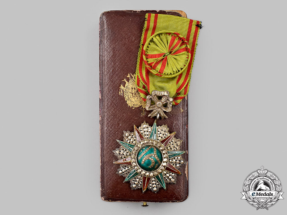 tunisia,_french_protectorate._an_order_of_glory,_iv_class_officer,_c.1890_m21_15__mnc0095_1_1