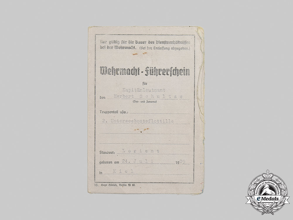 germany,_kriegsmarine._the_documents_to_u-_boat_commander_schultze(_submarine_badge_with_diamonds)_m21_184_1