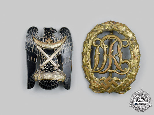 germany._a_pair_of_badges_m21_337
