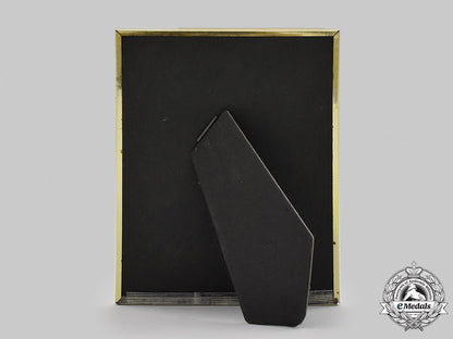 international._a_mixed_lot_of_items_m21_367_1_1