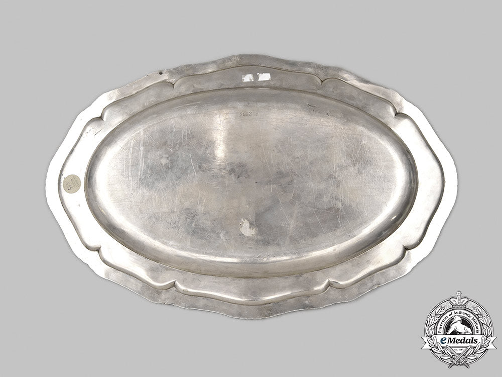 germany,_imperial._a_rare_silver_meat_tray_from_the_household_of_kaiser_wilhelm_ii,_by_gebrüder_friedländer_m21_59__mnc0017_1