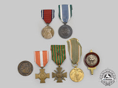 Belgium, France, United Kingdom, United Nations. A Lot Of Seven Medals And Badges