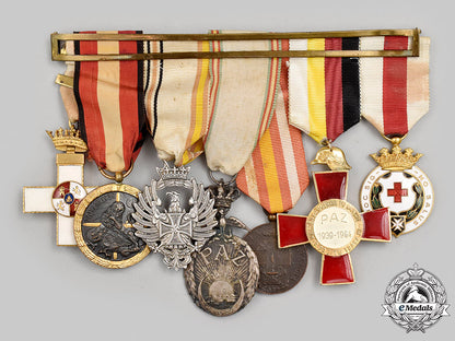 spain,_facist_state._a_rare_female_medic's_blue_division&_civil_war_group_m21_673