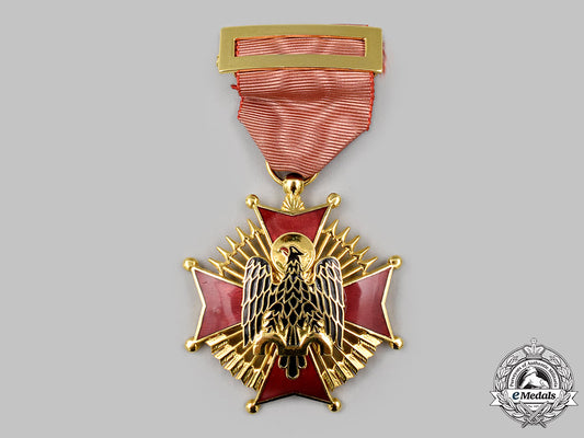 spain,_fascist_state._an_order_of_cisneros,_knight_breast_badge,_c.1985_m21_78__mnc0052_1