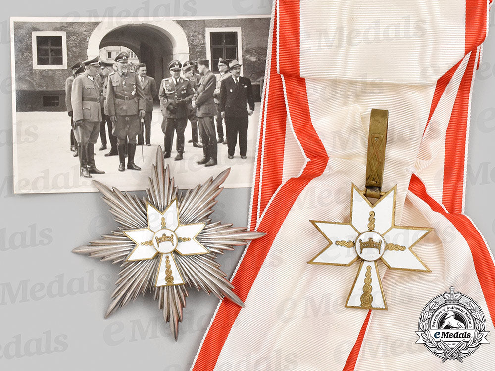 croatia,_independent_state._a_scarce_order_of_the_crown_of_king_zvonimir,_grand_cross,_by_braca_knaus,_c.1941_m21_800_1