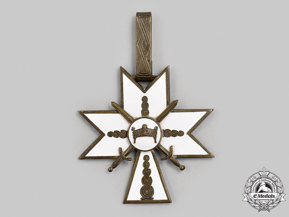 croatia,_independent_state._an_order_of_the_crown_of_king_zvonimir,_i_class_with_swords,_c.1941_m21_899