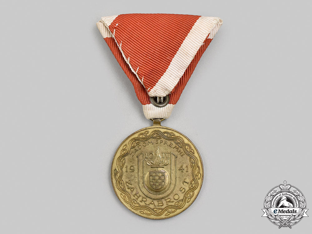 croatia,_independent_state._an_ante_pavelić_bravery_medal,_bronze_grade_medal,_c.1941_m21_960