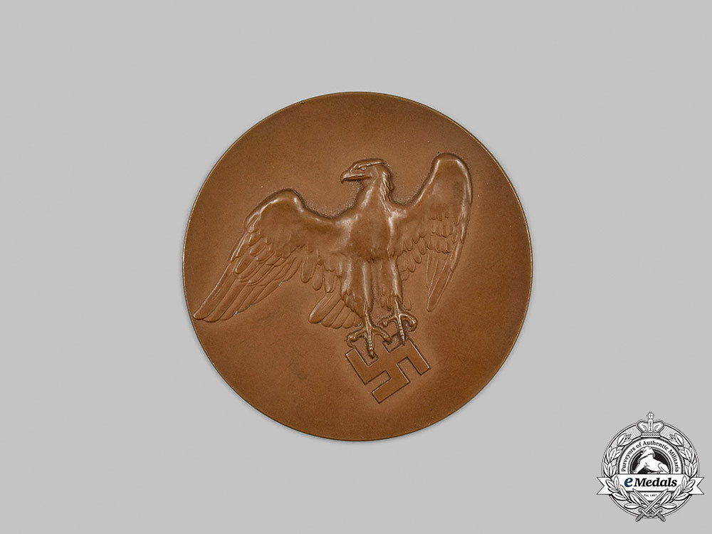 germany,_third_reich._a_medal_for_merit_in_animal_breeding,_with_case,_by_the_prussian_mint_m21__mnc1338