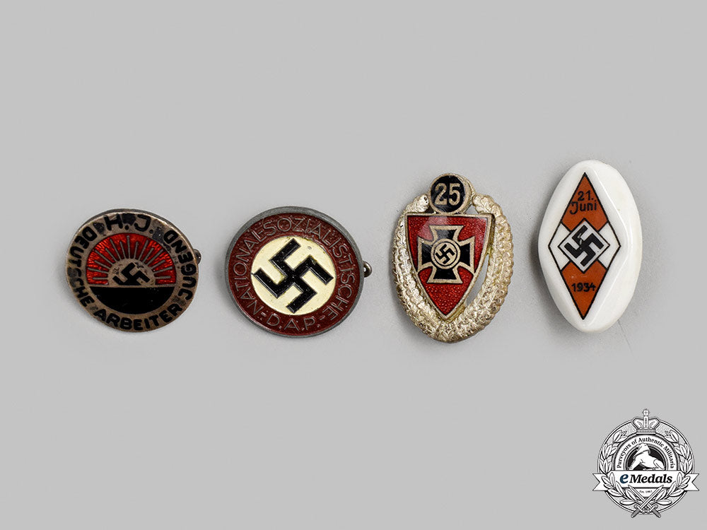 germany,_third_reich._a_mixed_lot_of_membership_badges_m21__mnc1376