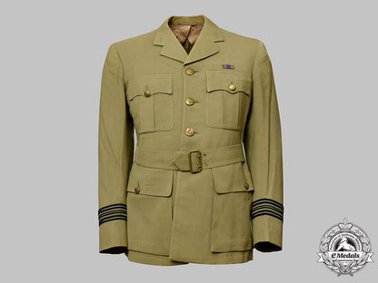 canada,_commonwealth._a_royal_canadian_air_force_squadron_leader's_summer_dress_tunic_m21__mnc1767_1