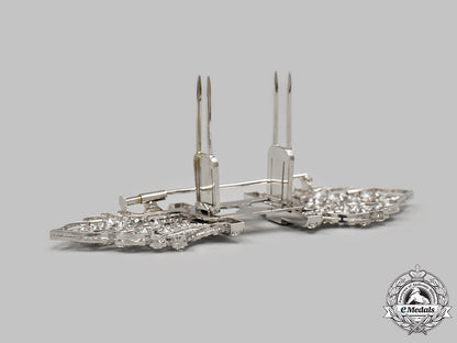 jewellery._a_custom_handmade_platinum&_diamond_brooch,_c.1925_m21__mnc2372_1_1