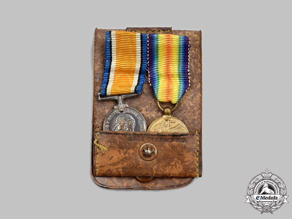 united_kingdom._a_first_war_miniature_pair_with_case_m21__mnc9269