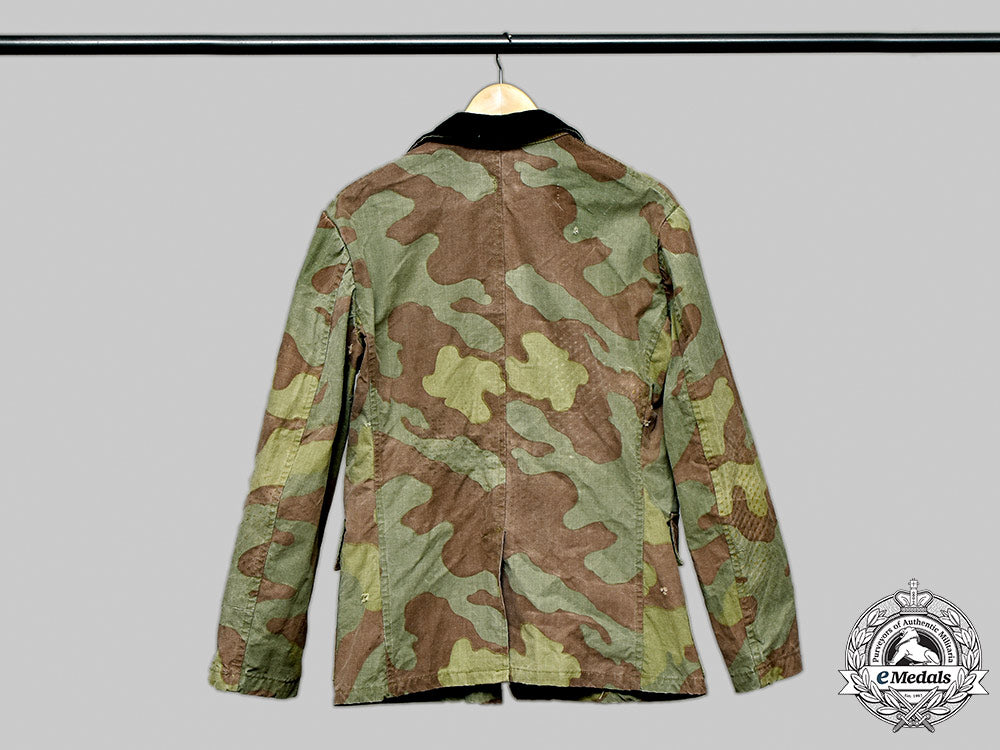 germany,_wehrmacht._a_wehrmacht-_issued_italian_cloth_camouflage_field_blouse_m21_mnc3051-copy_1
