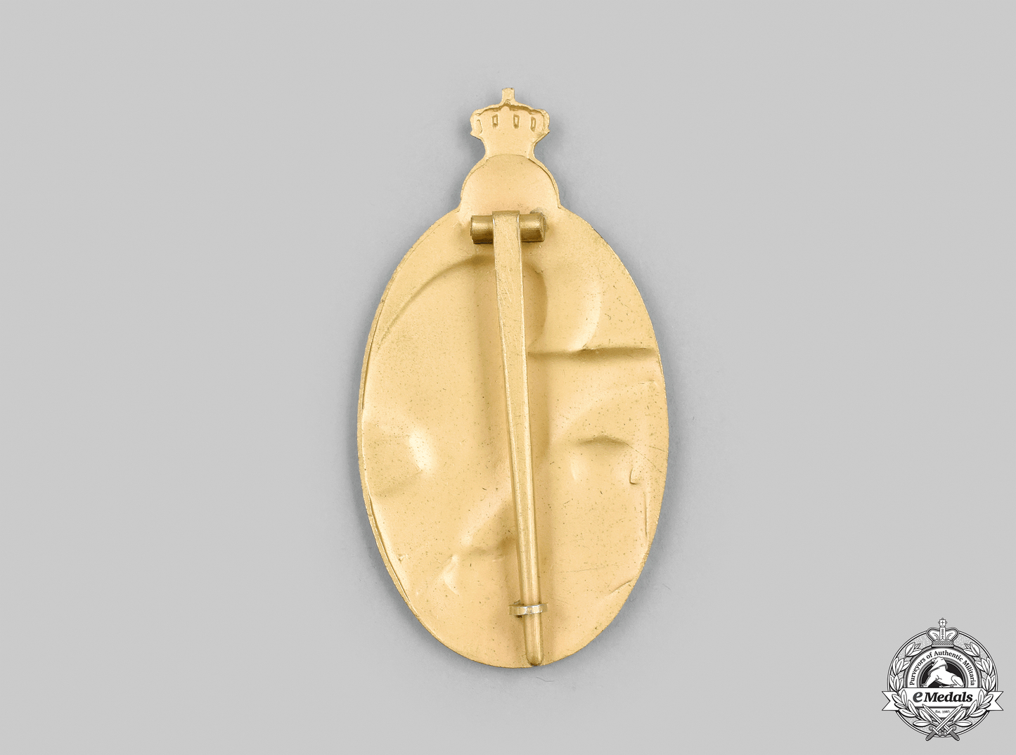 romania,_kingdom._a_military_academy_graduate_badge,_i_class_gold_grade,_c.1935_m21_mnc3491_1