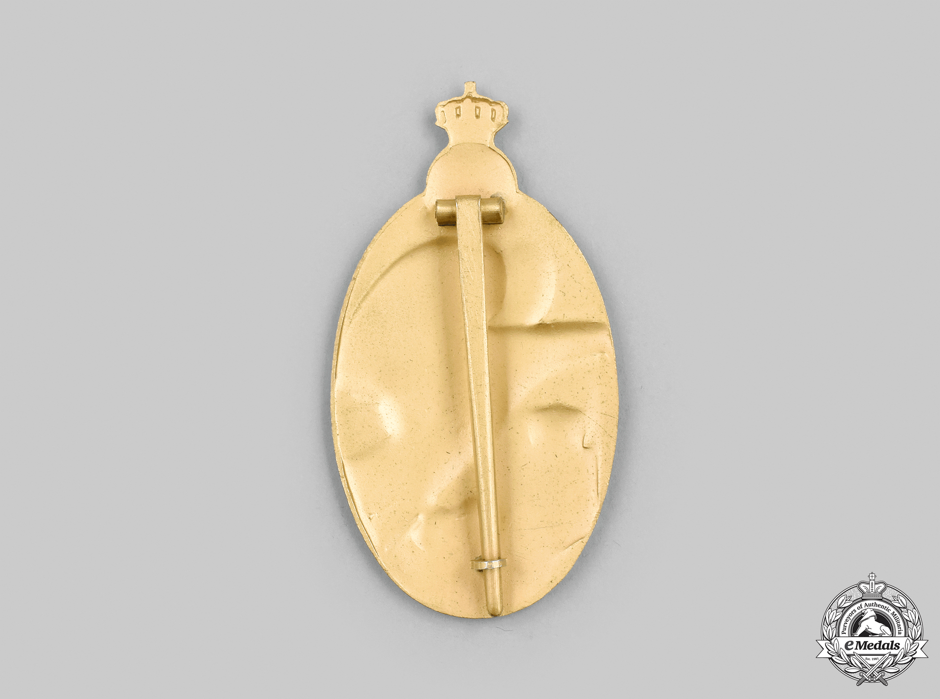 romania,_kingdom._a_military_academy_graduate_badge,_i_class_gold_grade,_c.1935_m21_mnc3491_1