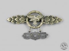 Germany, Luftwaffe. A Transport And Glider Clasp, Gold Grade With Star Pendant