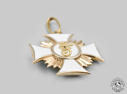 württemberg,_kingdom._an_order_of_friedrich,_i_class_knight’s_cross_in_gold,_c.1900_m21_mnc4658_1_1