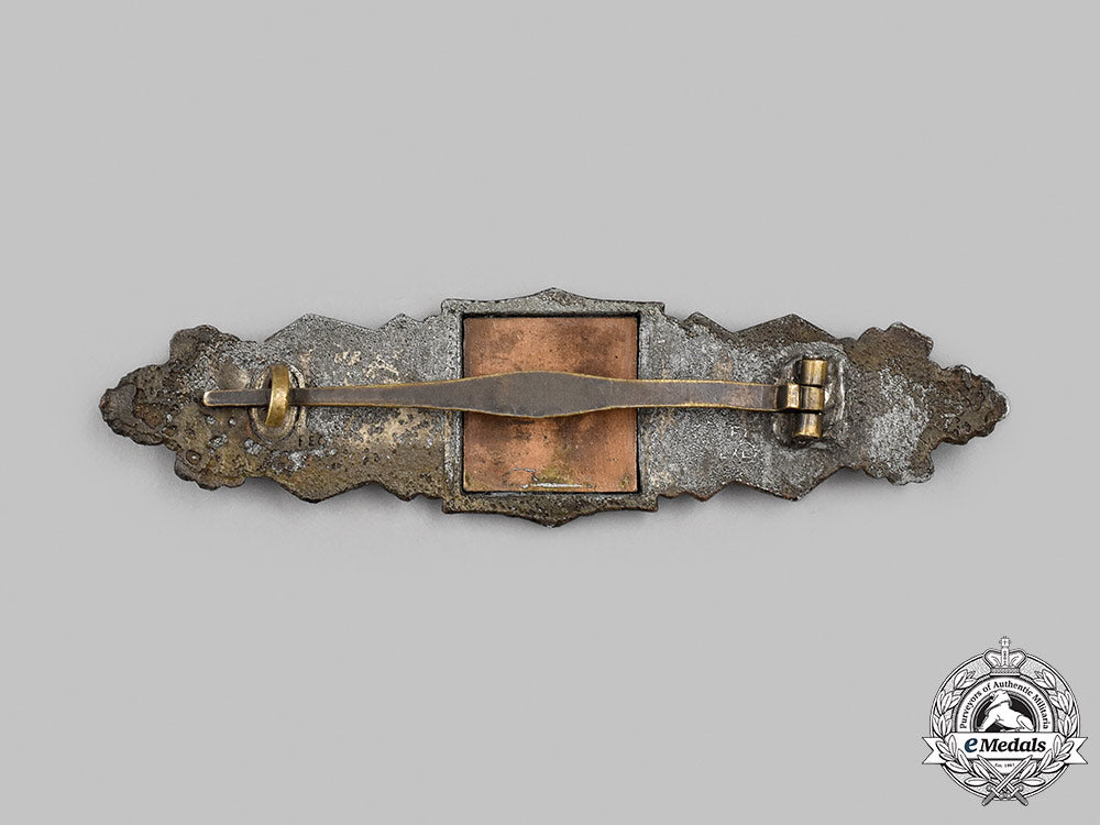 germany,_wehrmacht._a_close_combat_clasp,_bronze_grade,_by_friedrich_linden_m21_mnc5259_1