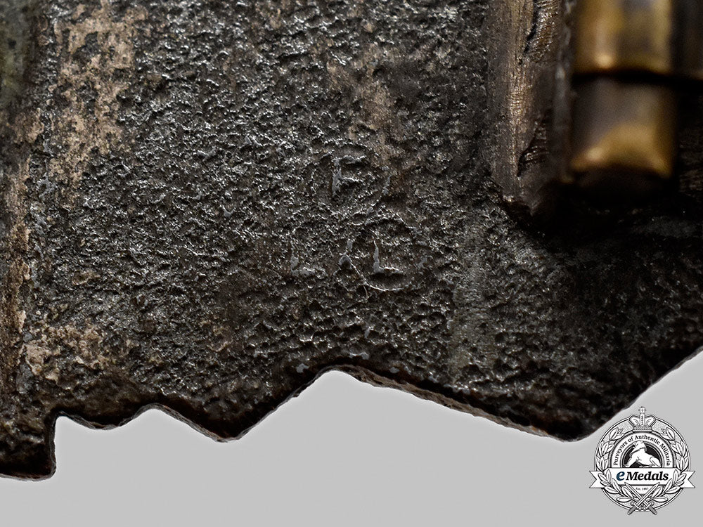 germany,_wehrmacht._a_close_combat_clasp,_bronze_grade,_by_friedrich_linden_m21_mnc5261_1