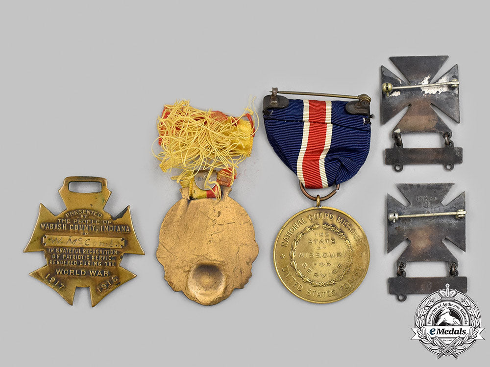 united_states._a_lot_of_medals&_insignia_m21_mnc5330_1
