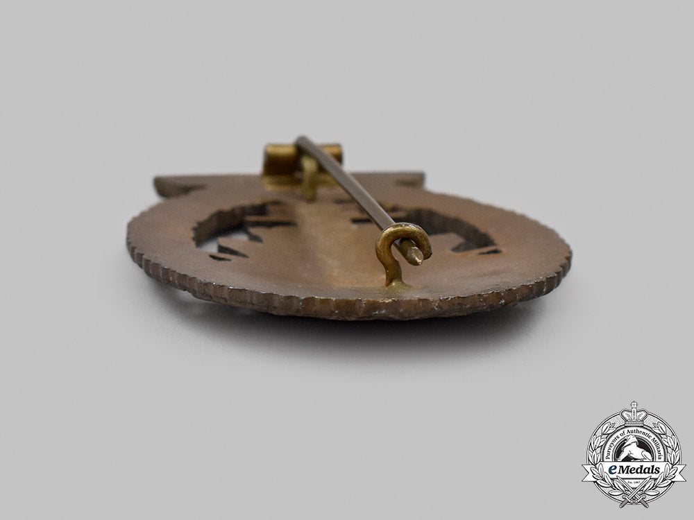 germany,_kriegsmarine._a_high_seas_fleet_badge,_by_friedrich_orth_m21_mnc5564