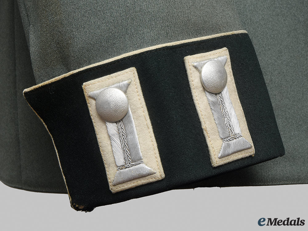 germany,_heer._an_infanterie-_regiment16_hauptmann’s_dress_tunic,_owner-_attributed,_by_hermann_hegeler_m22_cbb_7021_1