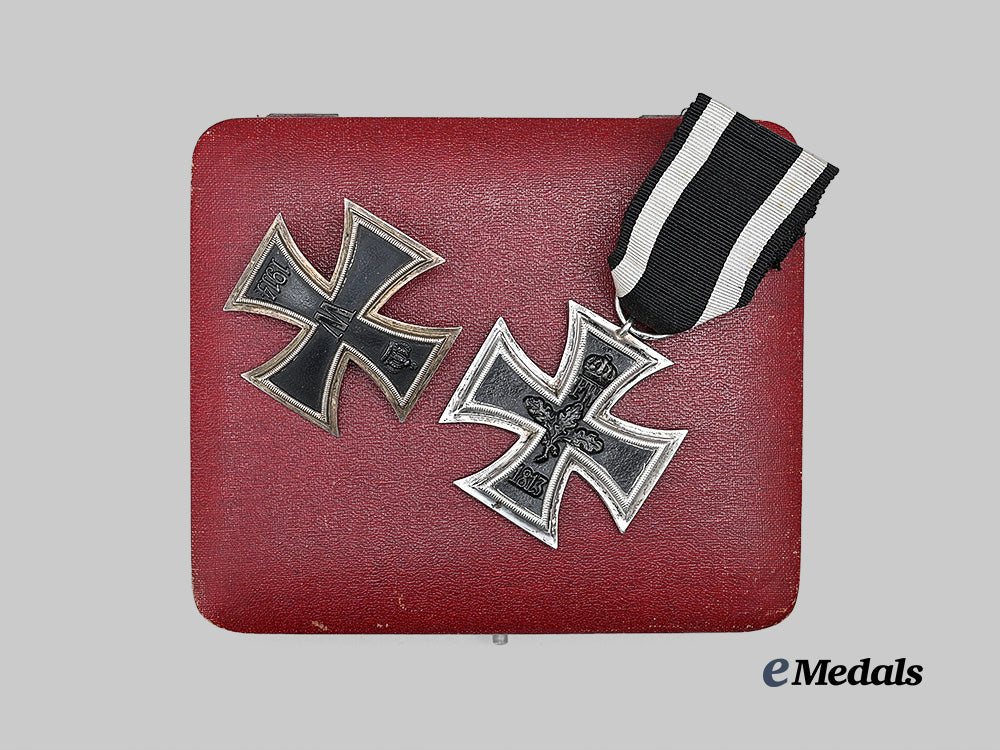 germany,_imperial._a1914_iron_cross_i_i_and_i_class_set,_with_luxury_case_e_medals__g62692_5