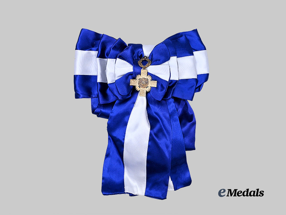 el_salvador,_republic._a_national_order_of_josé_matías_delgado,_grand_cross_set_in_case_e_medals__w8668_8