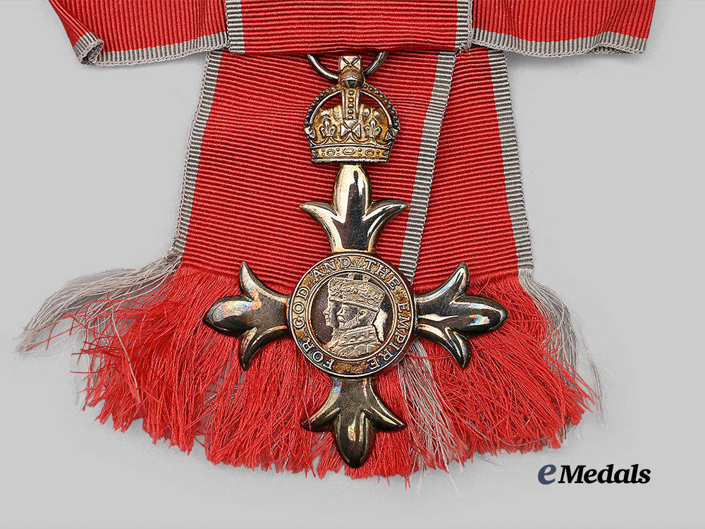 united_kingdom._an_order_of_the_british_empire,_member’s_badge_for_ladies,_c.1950_e_medals__g_b8310_7