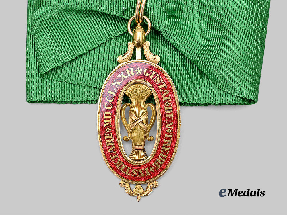 sweden,_kingdom._an_order_of_vasa,_i_class_commander_in_gold_e_medals__m0332-76_3