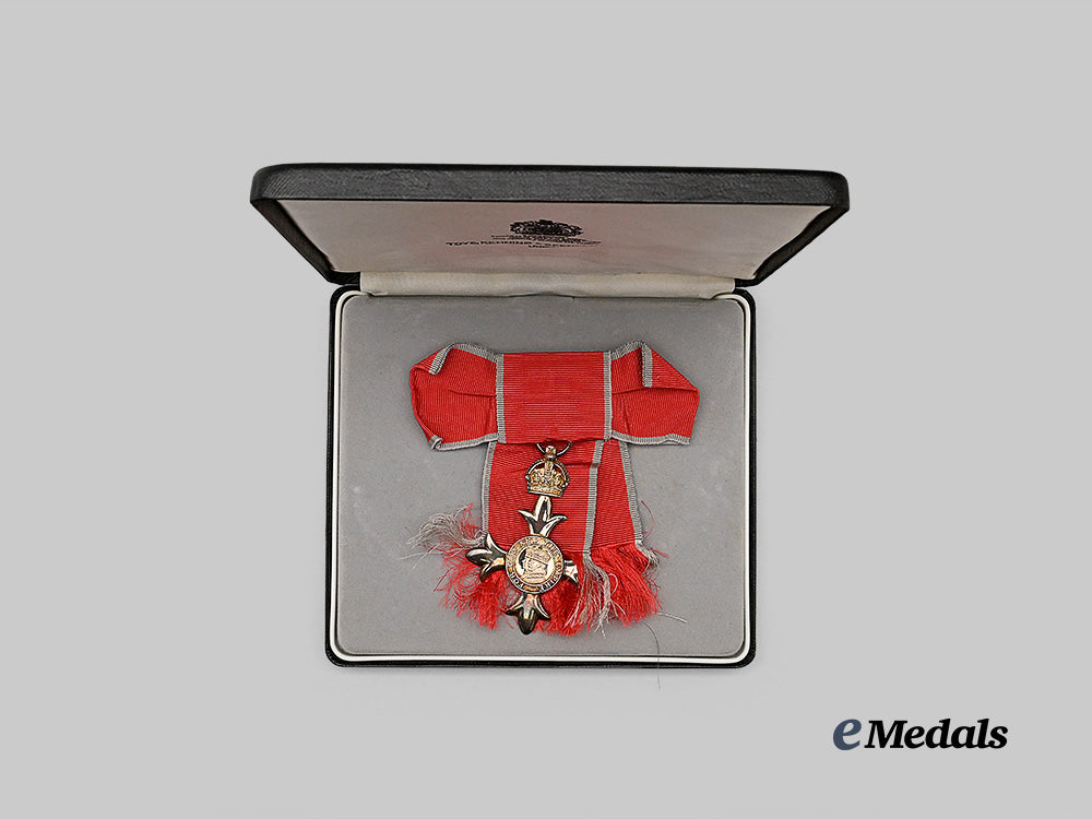 united_kingdom._an_order_of_the_british_empire,_member’s_badge_for_ladies,_c.1950_e_medals__g_b8310_3