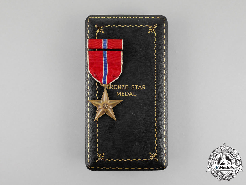 united_states._a_bronze_star_with_case_m_002_1