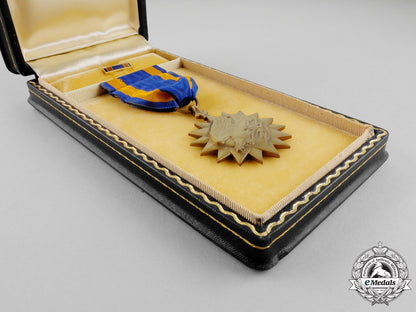 united_states._an_air_medal,_cased_m_043_1