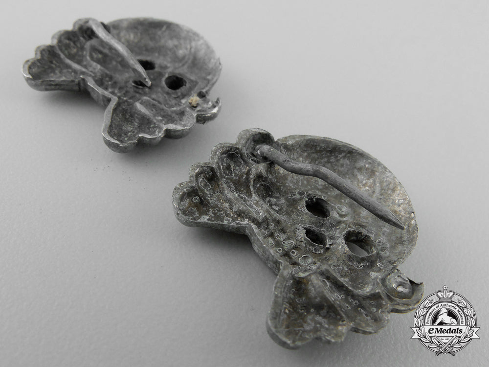 two_panzer_collar_tabs_insignia_m_045